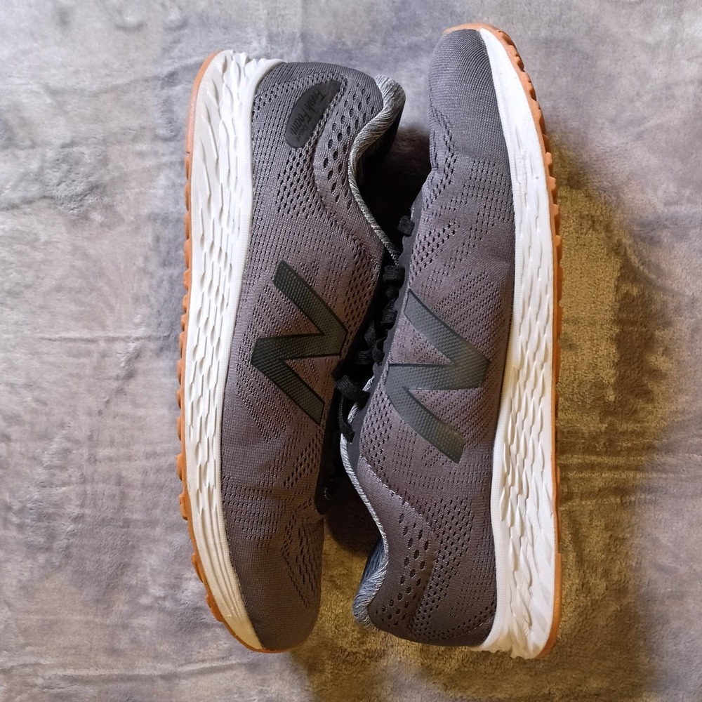 New Balance Fresh Foam Arishi Mens 11 4E Extra Wide Grey Running Shoes MARISLB1